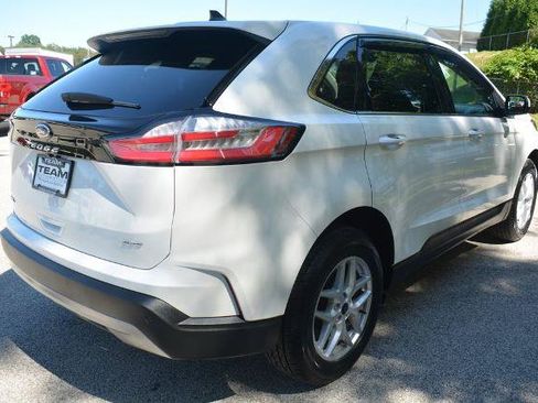 Certified 2024 Ford Edge SEL w/ Convenience Package AWD/4WD image 5