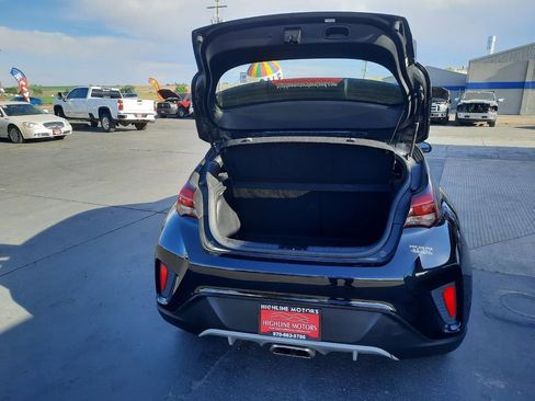 Used 2020 Hyundai Veloster 2.0 FWD image 13