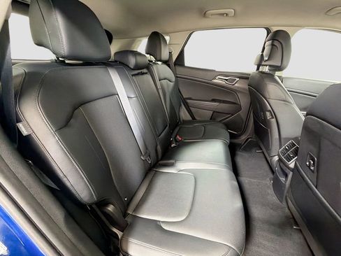 Used 2024 Kia Sportage EX AWD/4WD image 29