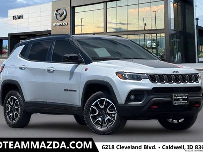 Used 2025 Jeep Compass Trailhawk