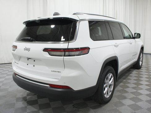 Used 2022 Jeep Grand Cherokee L Limited w/ Luxury Tech Group II AWD/4WD image 36