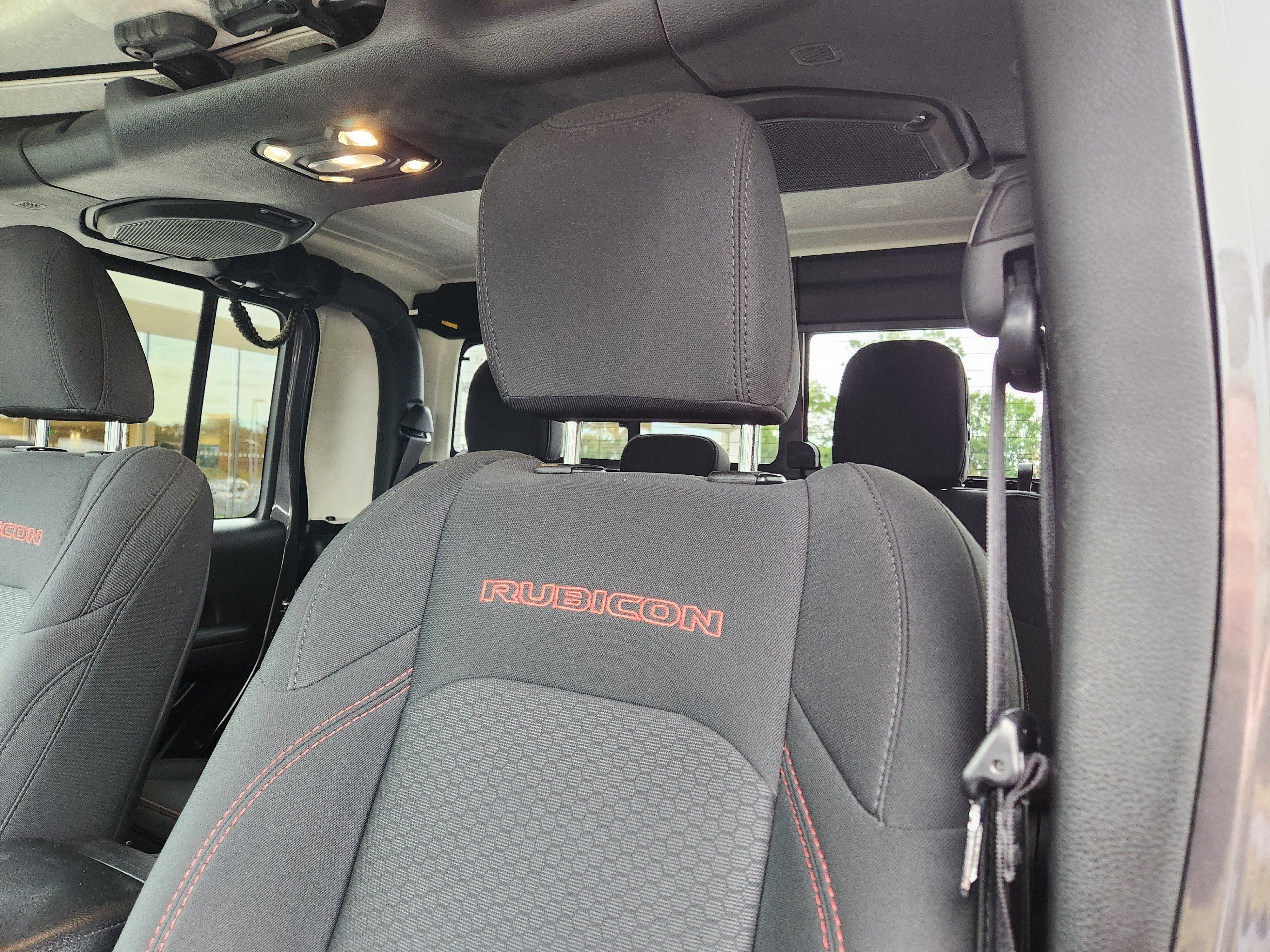 Used 2021 Jeep Gladiator Rubicon AWD/4WD image 11