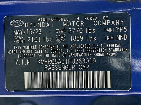 Used 2023 Hyundai Venue Limited FWD image 32