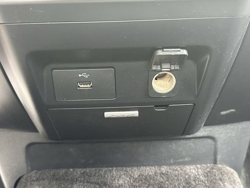 Used 2018 Ford F150 XL w/ Equipment Group 101A Mid RWD image 30