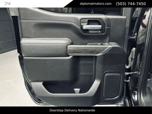 Used 2021 Chevrolet Silverado 1500 LTZ AWD/4WD image 28