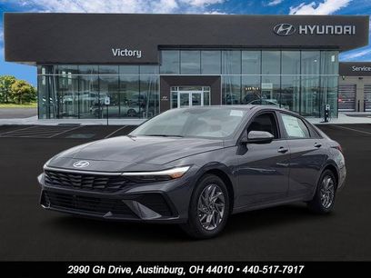 New 2025 Hyundai Elantra Blue