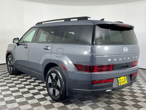 Used 2025 Hyundai Santa Fe SEL image 8
