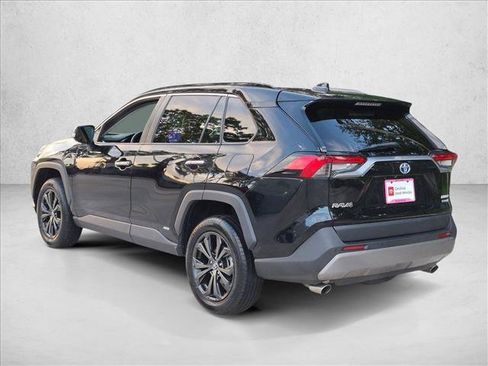 Certified 2023 Toyota RAV4 Limited AWD/4WD image 7