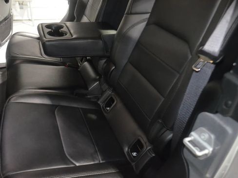 Used 2021 Jeep Gladiator Sport image 17