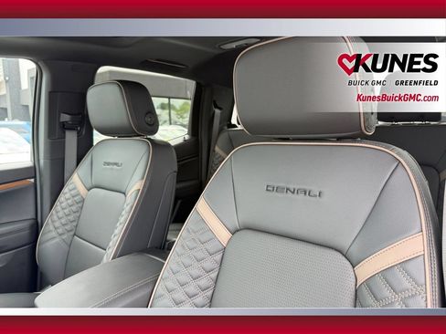 New 2026 GMC Canyon Denali AWD/4WD image 17