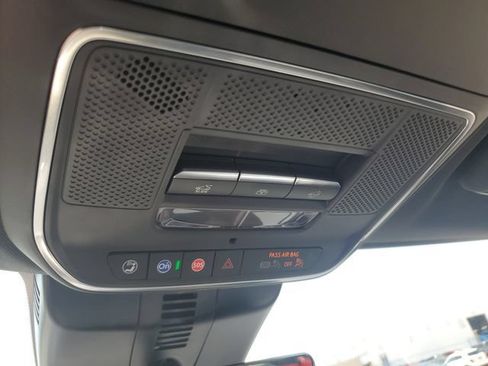New 2026 Chevrolet Traverse High Country AWD/4WD image 32