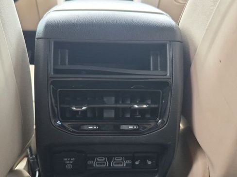 Used 2024 Jeep Grand Cherokee Limited 4xe AWD/4WD image 18