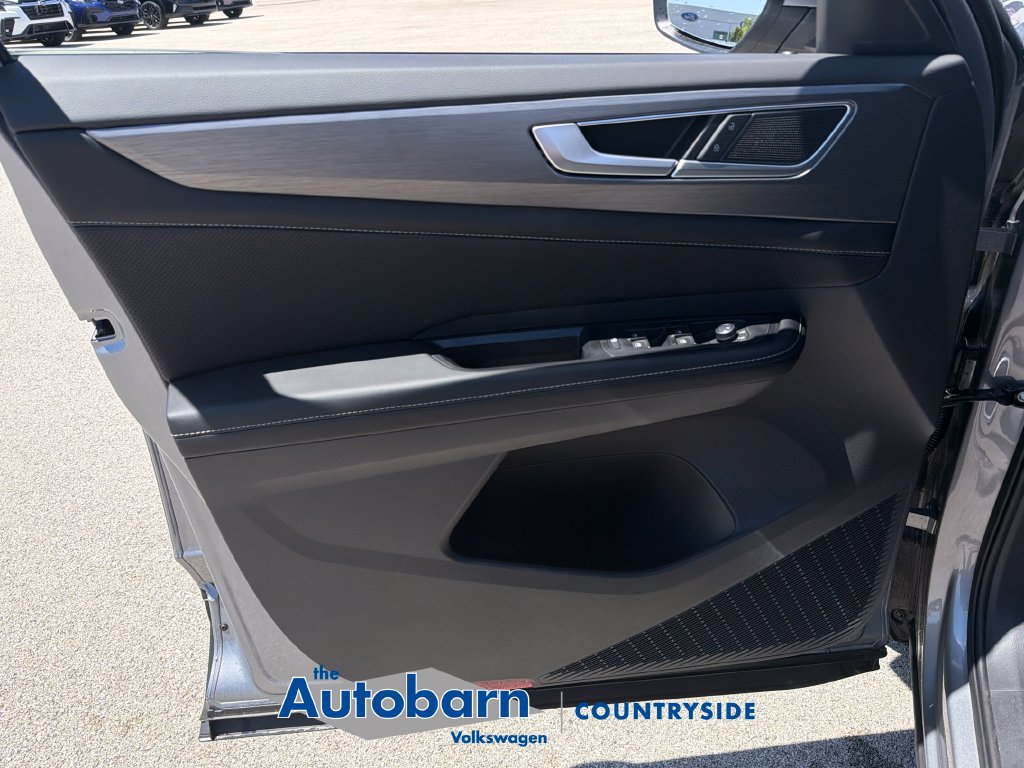 New 2026 Volkswagen Atlas Cross Sport SE AWD/4WD image 9