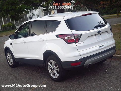 Used 2017 Ford Escape SE image 26