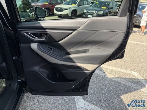 Used 2023 Subaru Forester Limited image 22