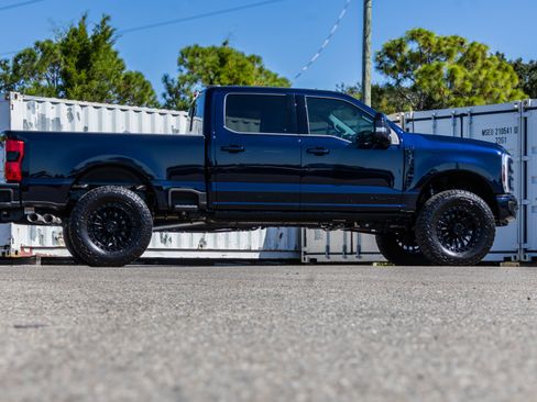 New 2025 Ford F250 Lariat w/ FX4 Off-Road Package image 2