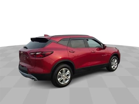 Certified 2019 Chevrolet Blazer LT image 8