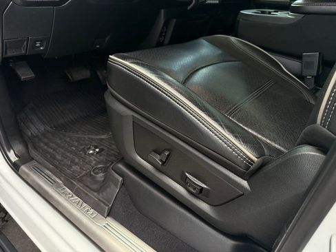 Used 2022 RAM 2500 Laramie AWD/4WD image 23