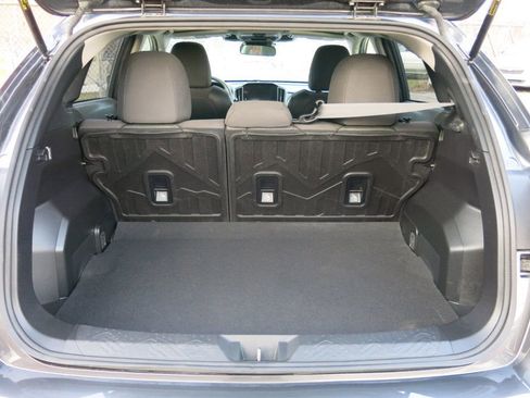 Used 2024 Subaru Crosstrek 2.0i Premium image 17