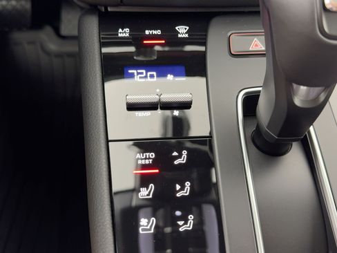 Certified 2026 Porsche Macan GTS AWD/4WD image 19