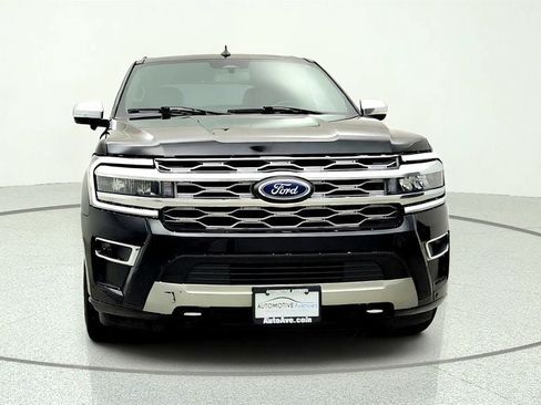 Used 2024 Ford Expedition Platinum AWD/4WD image 2