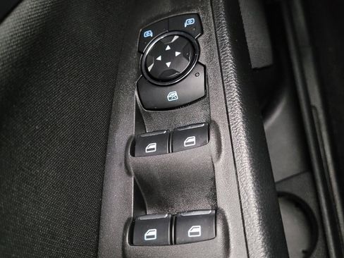 Used 2020 Ford Fusion SE image 27