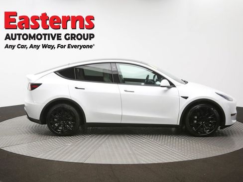 Used 2021 Tesla Model Y Long Range image 42
