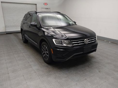 Used 2021 Volkswagen Tiguan SEL AWD/4WD image 13