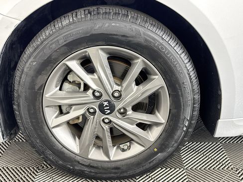 Used 2019 Kia Optima LX image 65