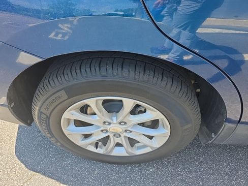 Used 2020 Chevrolet Equinox LT FWD image 12