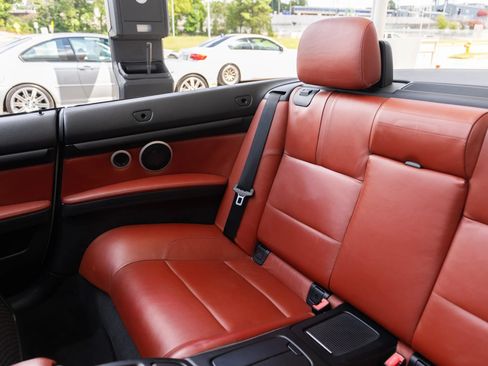 Used 2013 BMW M3 Convertible RWD image 33
