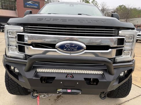 Used 2018 Ford F250 Limited w/ FX4 Off-Road Package image 8