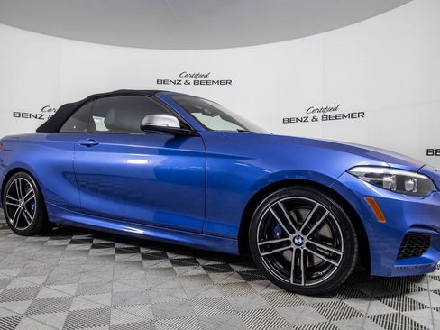 Used 2018 BMW M240i Convertible image 3