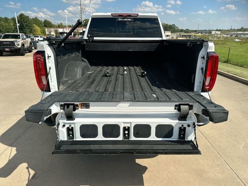 Used 2022 GMC Sierra 3500 Denali w/ Technology Package image 24