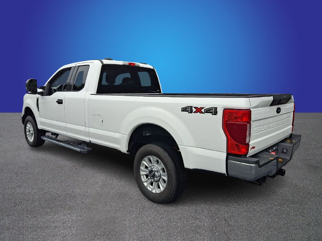 Used 2022 Ford F250 XLT AWD/4WD image 6