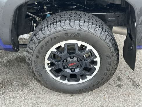 Used 2024 Toyota Tacoma TRD Off-Road AWD/4WD image 5