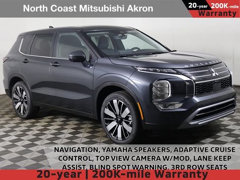 New 2026 Mitsubishi Outlander SE image 1