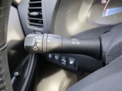 Used 2015 Nissan Leaf SL w/ Premium Package image 36