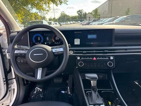 New 2026 Hyundai Tucson SEL Plus AWD/4WD image 15