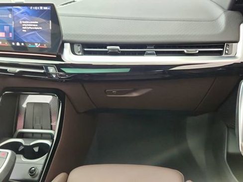 Used 2025 BMW X2 xDrive28i image 37