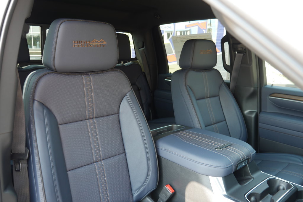 New 2026 Chevrolet Silverado 2500 High Country AWD/4WD image 16
