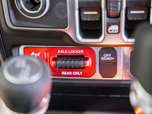 New 2026 Jeep Gladiator Mojave image 27