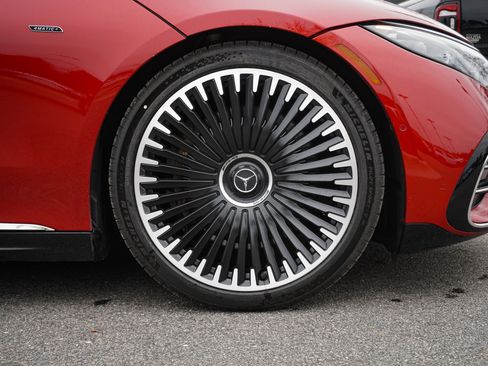 Used 2022 Mercedes-Benz EQS AMG AMG EQS image 13