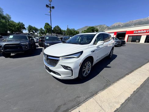 Used 2023 Buick Enclave Avenir w/ Avenir Technology Package AWD/4WD image 8