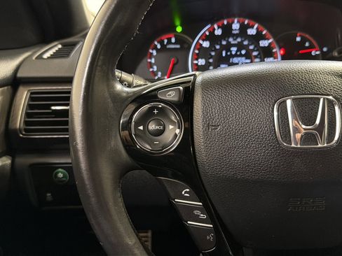 Used 2016 Honda Accord Sport image 31