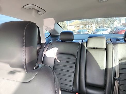 Used 2015 Ford Fusion SE w/ Equipment Group 202A image 21