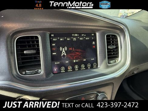 Used 2017 Dodge Charger R/T w/ Navigation & Travel Group image 16