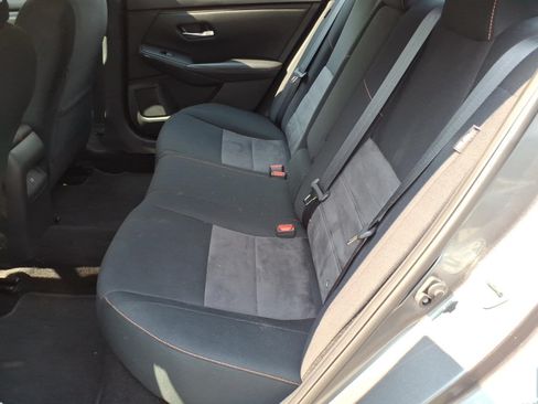 Used 2023 Nissan Sentra SR w/ Midnight Edition Package FWD image 8