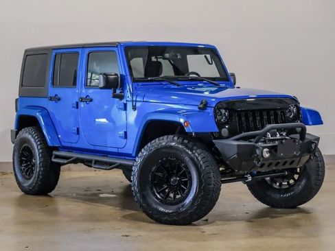 Used 2016 Jeep Wrangler Unlimited Sahara w/ Max Tow Package image 23