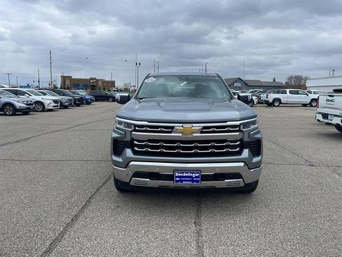 Used 2023 Chevrolet Silverado 1500 LTZ AWD/4WD image 7